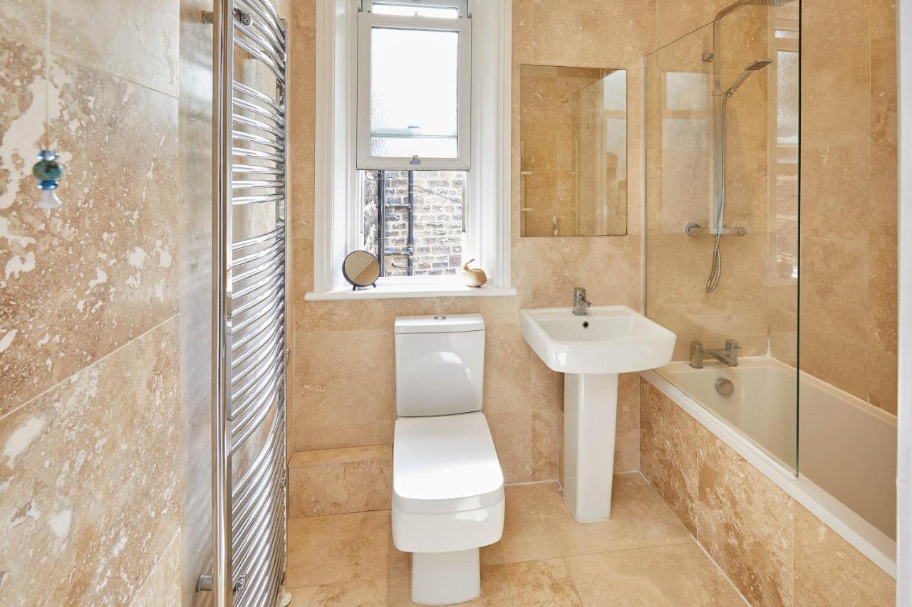 Host & Stay - Kulla Loft Гаррогейт Екстер'єр фото